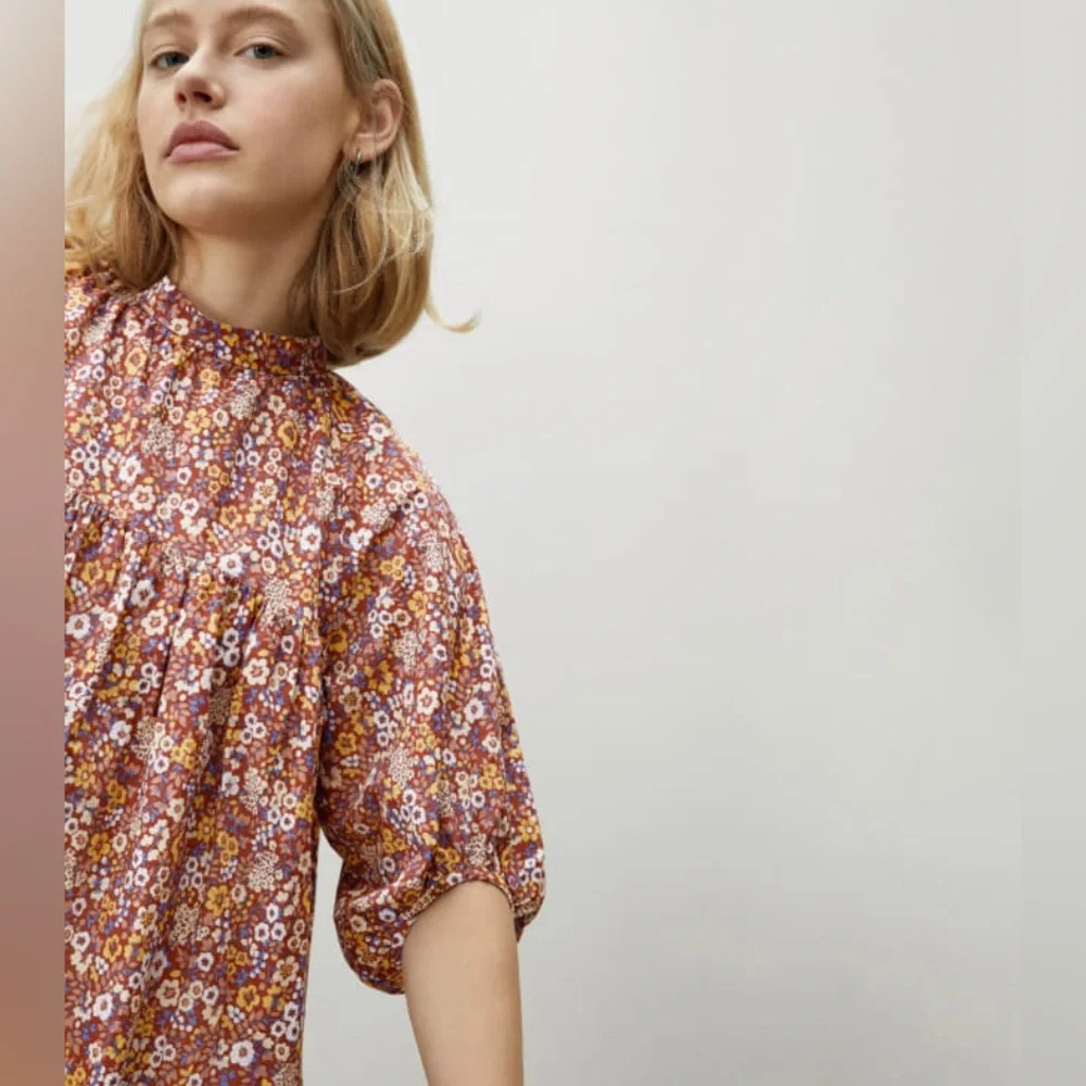 [SOLD] EVERLANE shirred minidress - Picture 3 of 8